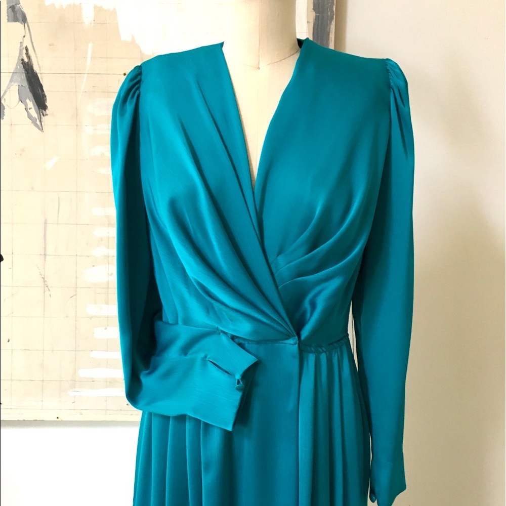 Liz Claiborne Vintage Teal Wrap Dress.